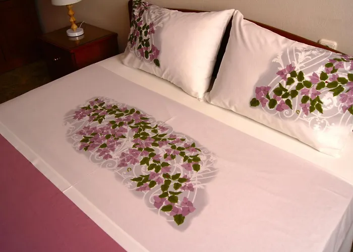 Belle Rose Apartment *